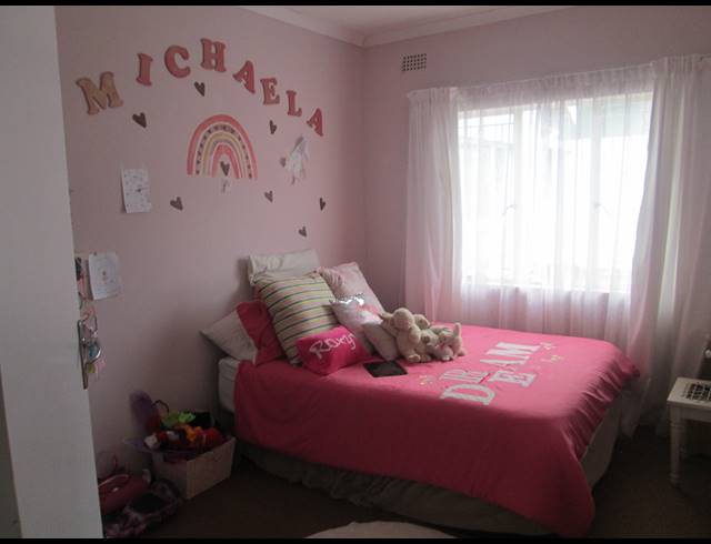 3 BEDROOM FREEHOLD SOLD IN HOWICK NORTH